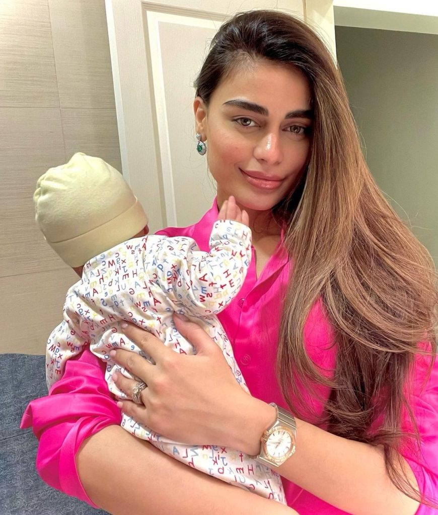 Sadaf Kanwal's First Gorgeous Photoshoot after Her Baby