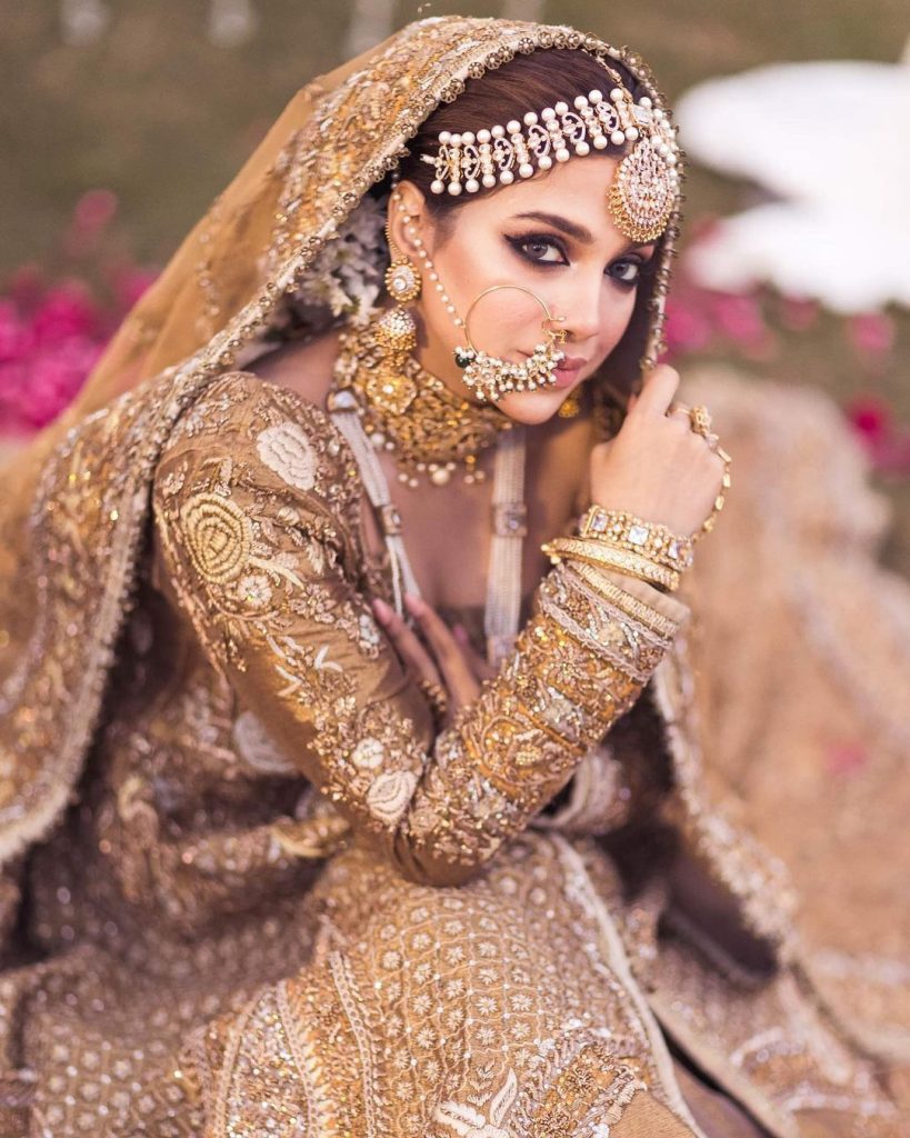Sonya Hussyn Looks Adorable In Dull Gold Bridal Outfit