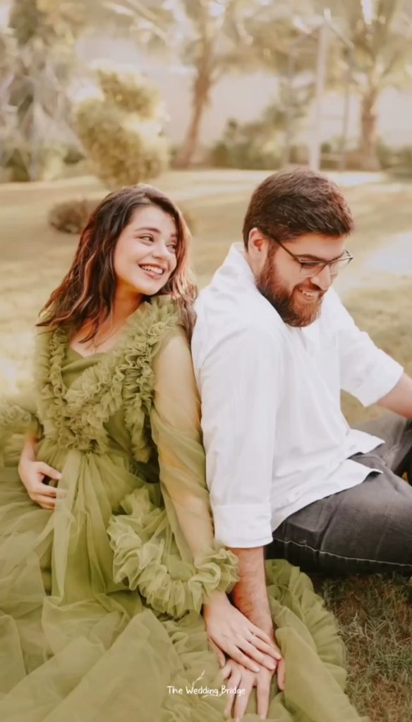 Srha Ashghar & Husband Pregnancy Photoshoot