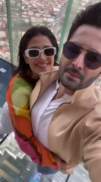 Ayeza Khan And Danish Taimoor On Vacation In Their Best Western Style