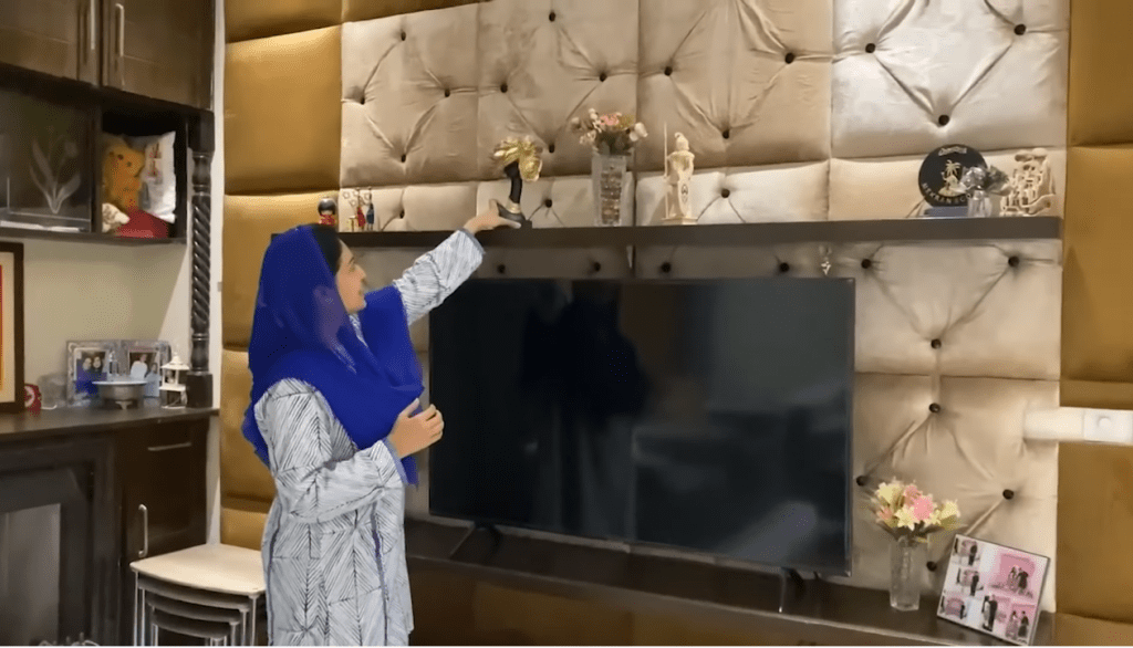 Farah Iqrar ul Hassan Beautiful House Tour from Lahore