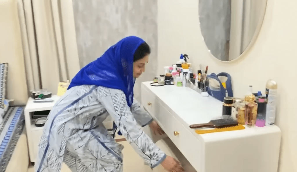 Farah Iqrar ul Hassan Beautiful House Tour from Lahore