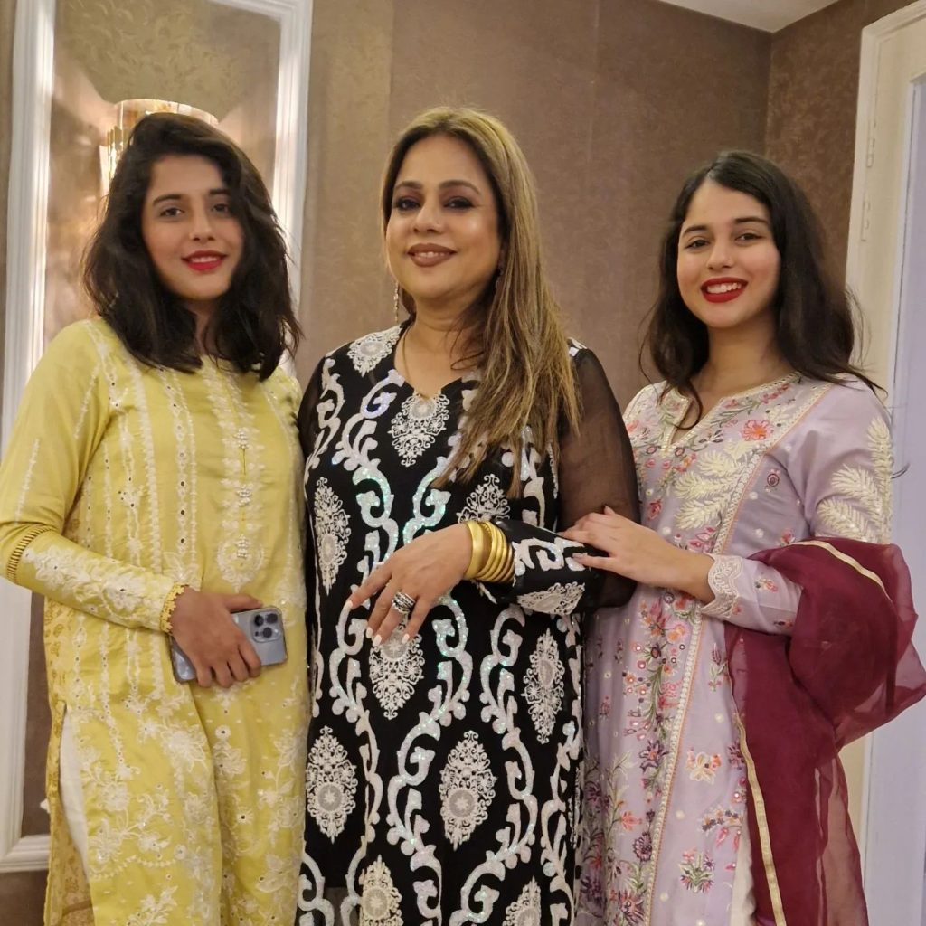 Sadia Imam Celebrates Birthday With Family