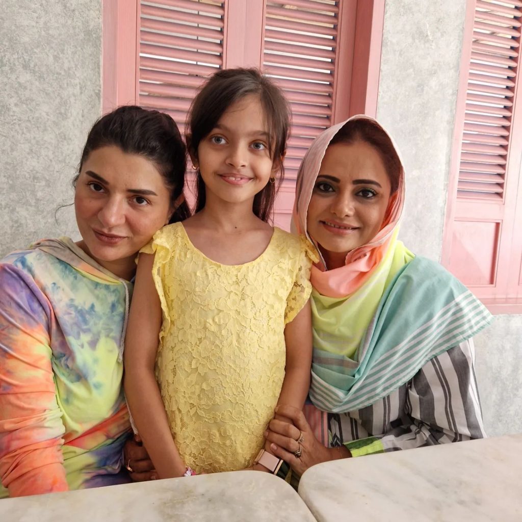 Sadia Imam Celebrates Birthday With Family