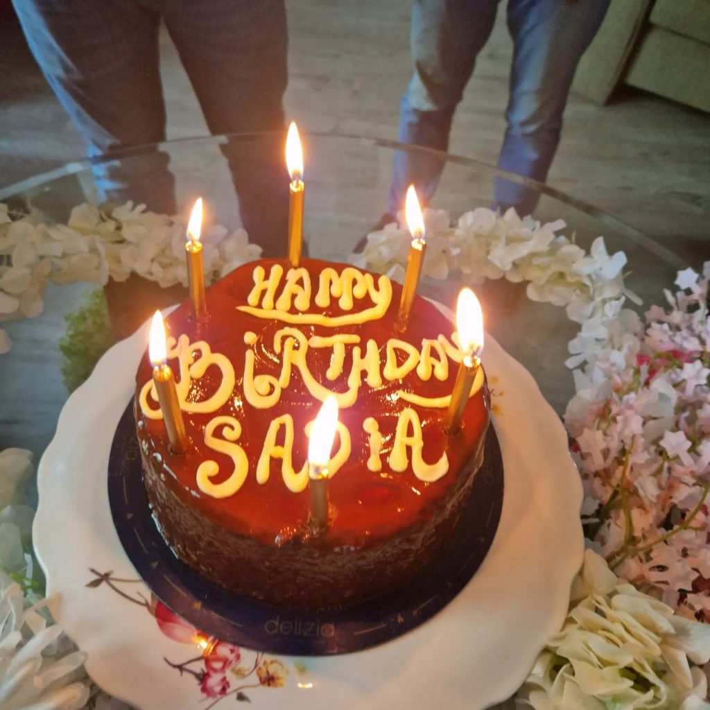 Sadia Imam Celebrates Birthday With Family