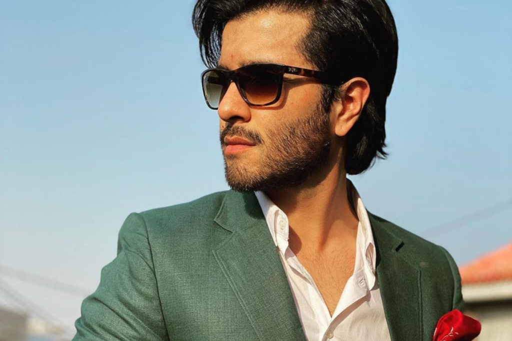 Public Criticized Feroze Khan’s Reason For Refusing Children's Maintenance