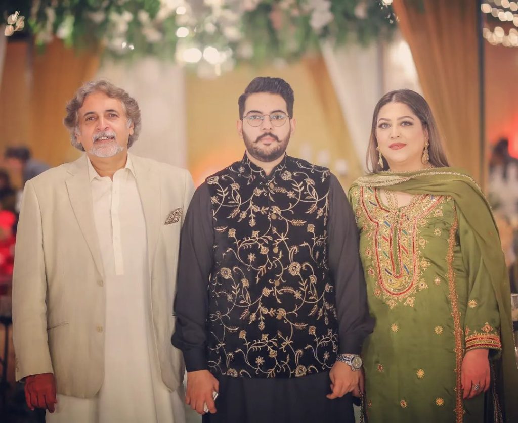 Fazila Qazi and Qaisar Khan Nizamani Son HD Nikah Pictures