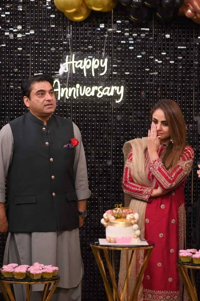Nadia Khan Anniversary Pictures from Good Morning Pakistan