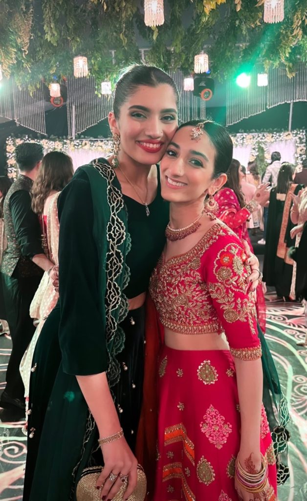 Saleem Sheikh Daughters Pictures from Sister Wedding