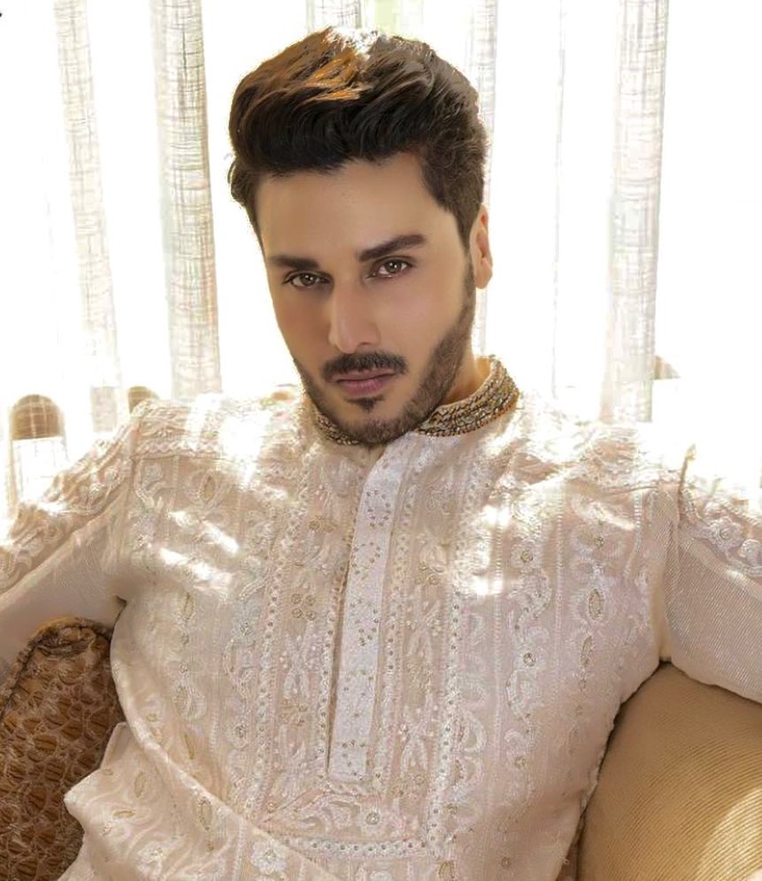 Ahsan Khan's Nose Before And After Cosmetic Surgery