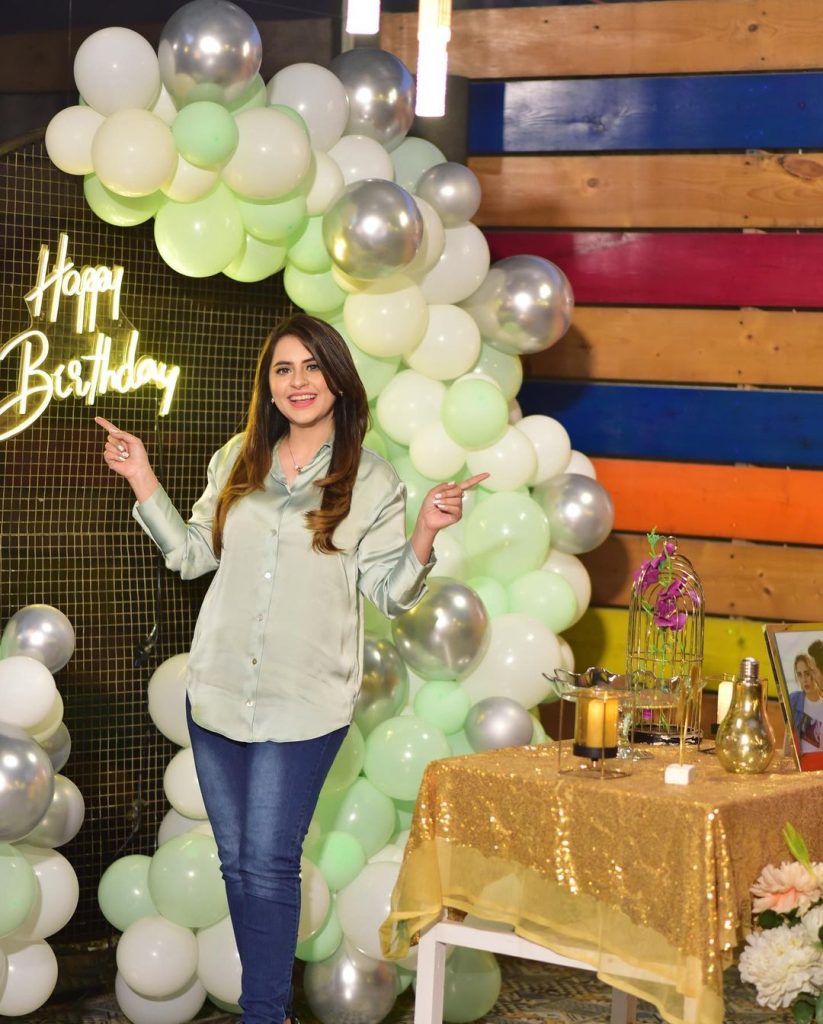 Fatima Effendi Celebrates Birthday With Family