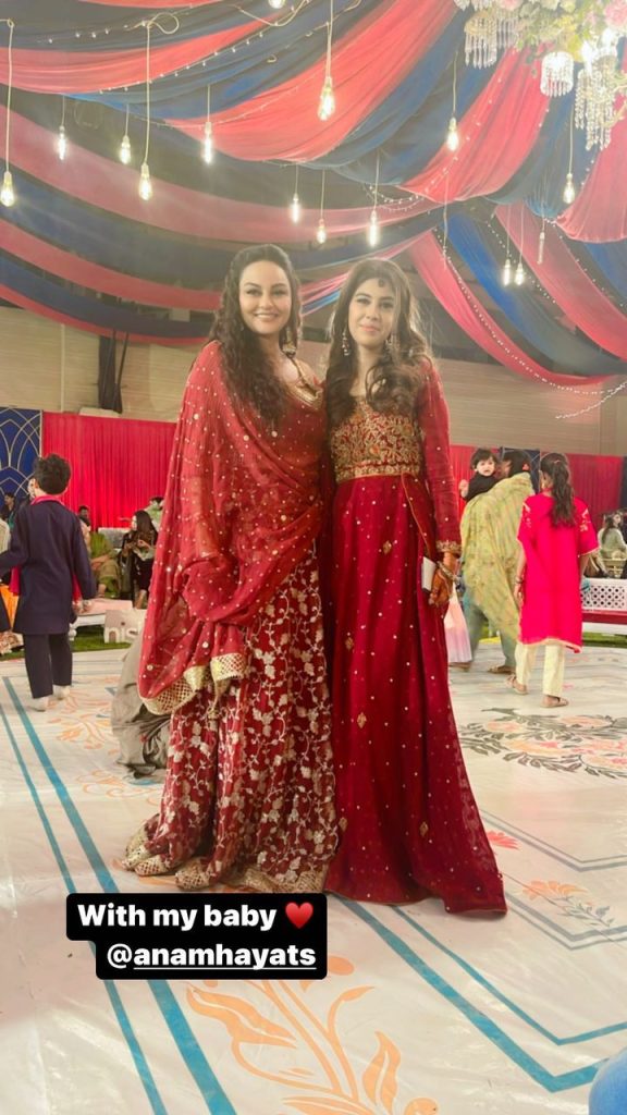 Javeria Abbasi And Daughter Anzela Abbasi Shine At A Wedding