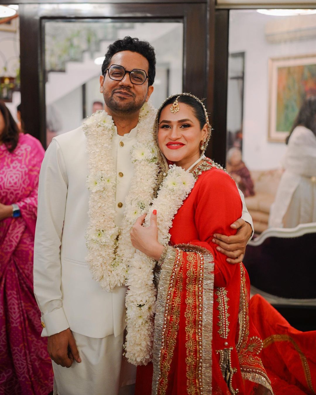Ali Gul R Host & Social Media Influencer Ali Gul Pir Nikkah Pictures | Reviewit.pk