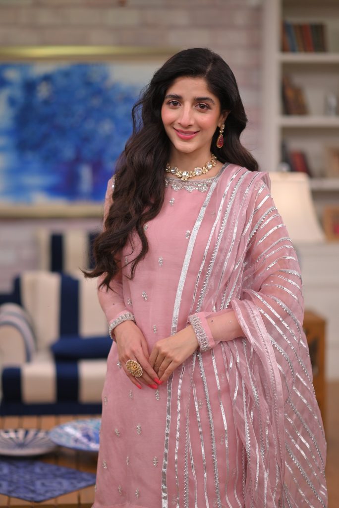 Mawra Hocane New Pictures From Doha Qatar