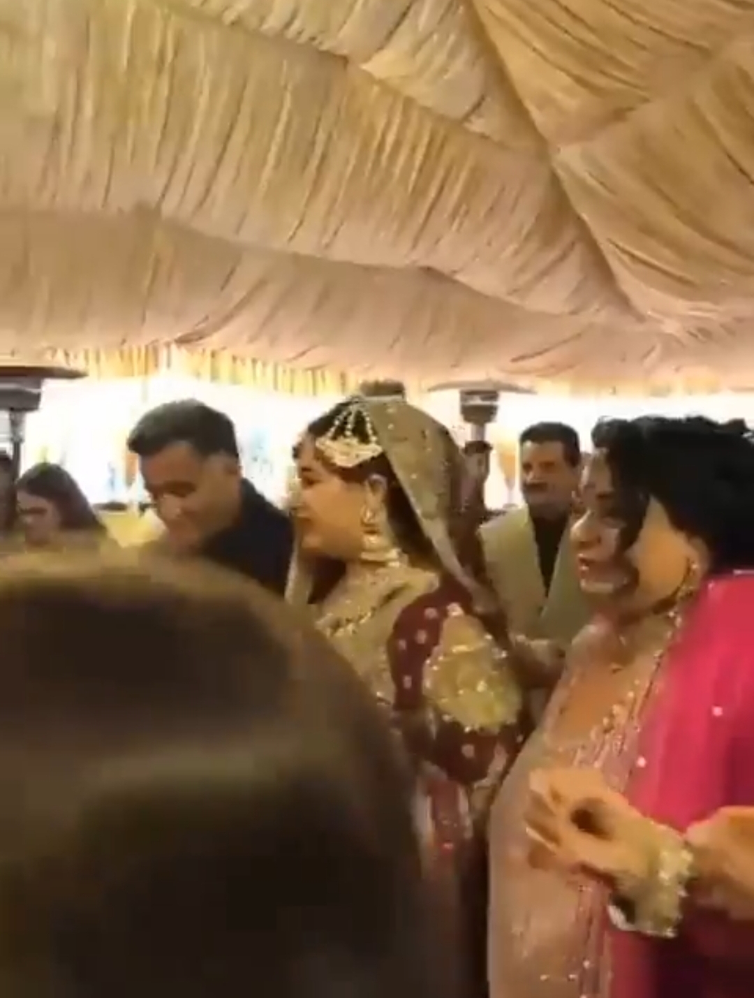 Lt General Faiz Hameed Daughter Wedding Pictures & Video | Reviewit.pk 