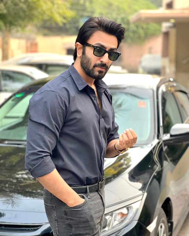 Hammad Shoaib Lights The Dance Floor On Fire On Shahrukh Khan Song ...