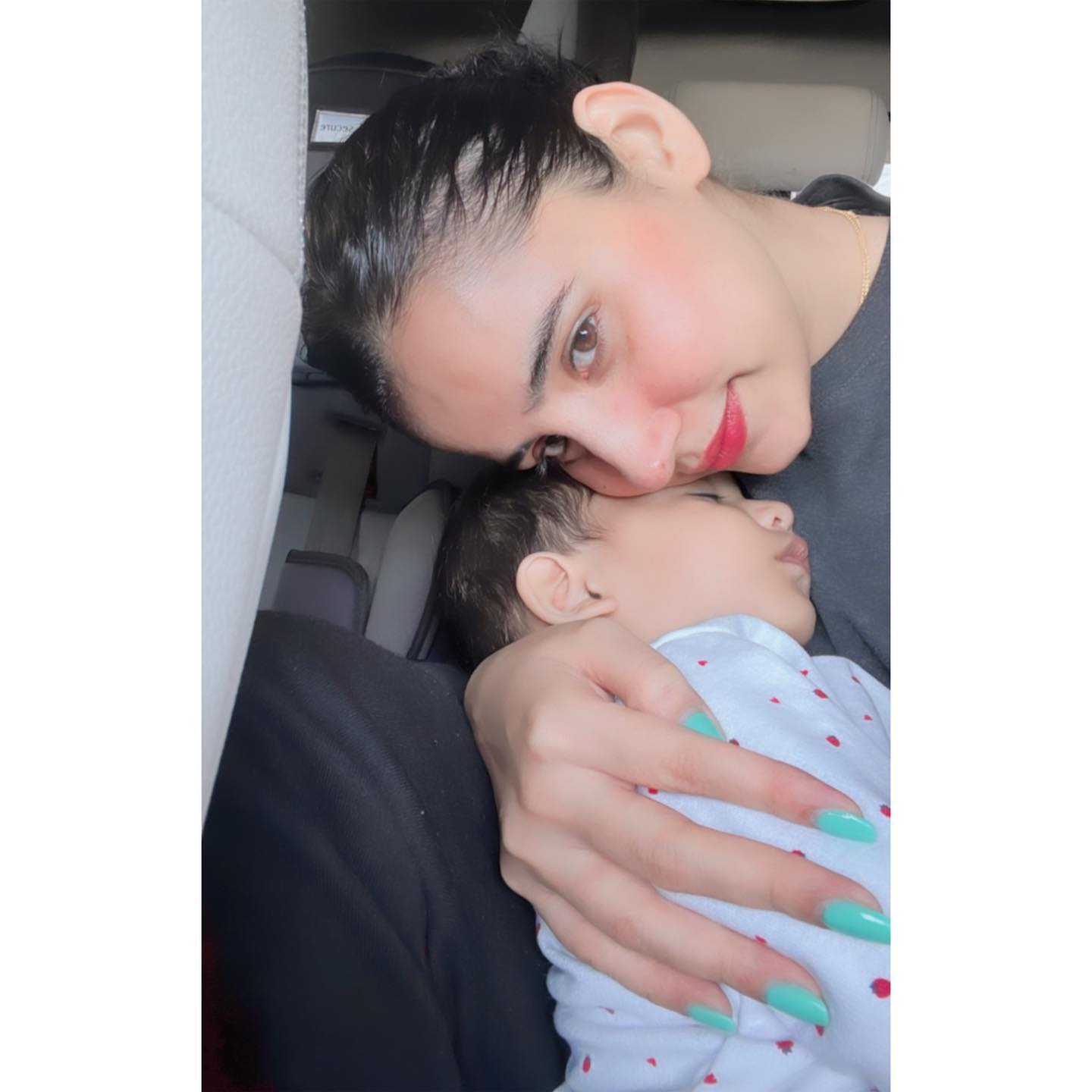 Saniya Shamshad Latest Pictures With Son Azlan Syed | Reviewit.pk