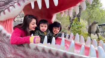 Uroosa And Bilal Qureshi Take Children To Amusement Park In Islamabad