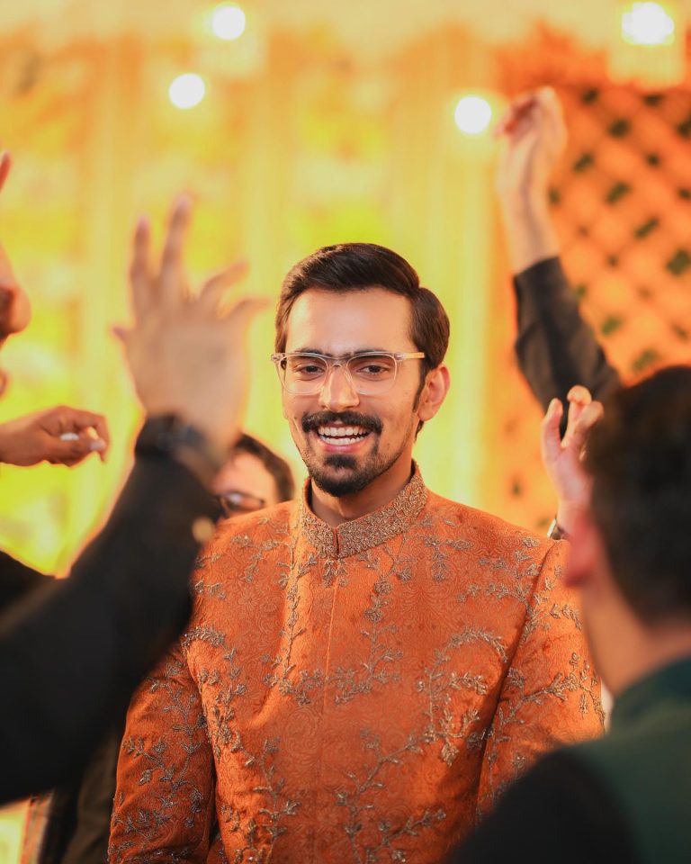 YouTuber Rana Hamza Saif Wedding Pictures | Reviewit.pk