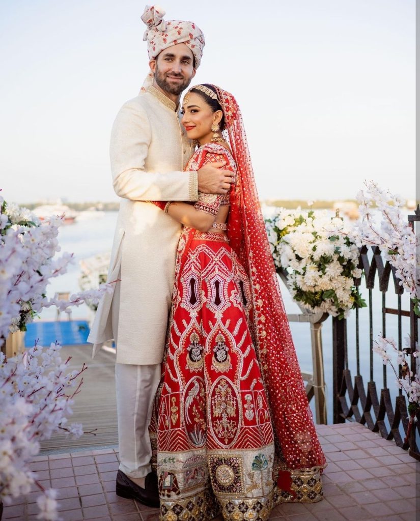 Ushna Shah & Hamza Amin HD Photoshoot From Wedding Day