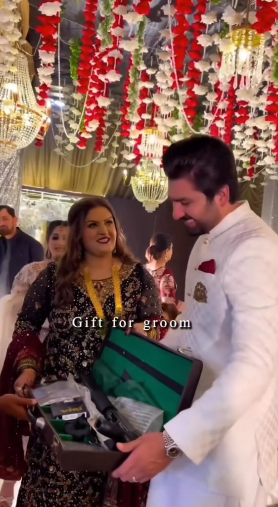 Public Criticizes Bride's Family For Gifting Weapon to the Groom