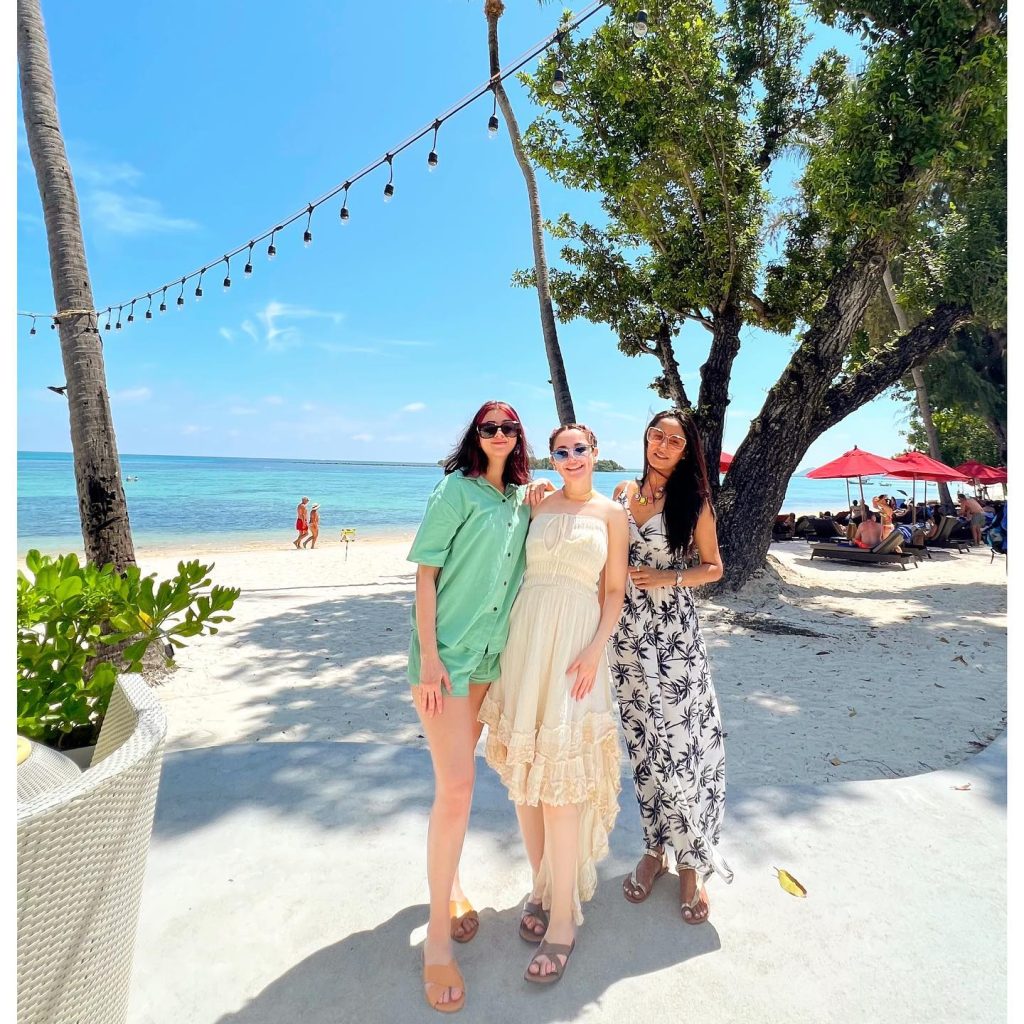 Hania Aamir And Sabeena Syed Vacationing In Thailand
