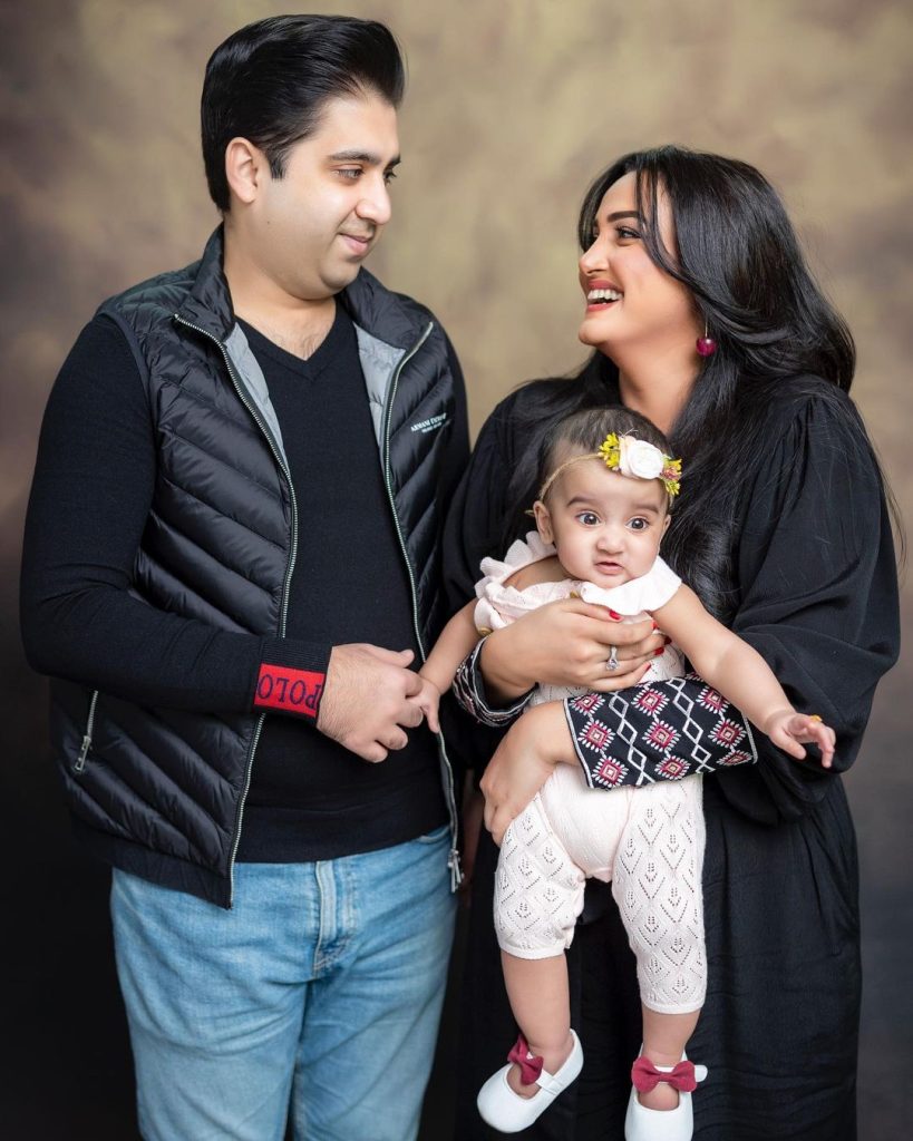 Kiran Tabeir Latest Beautiful Pictures With Husband And Daughter