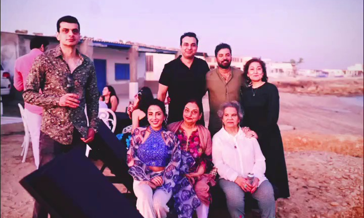 Ushna Shah's Pre-Wedding Beach Party With Family And Friends
