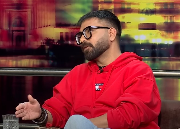 Yasir Hussain Reveals Reason Behind Feroze Khan Leaking His Number