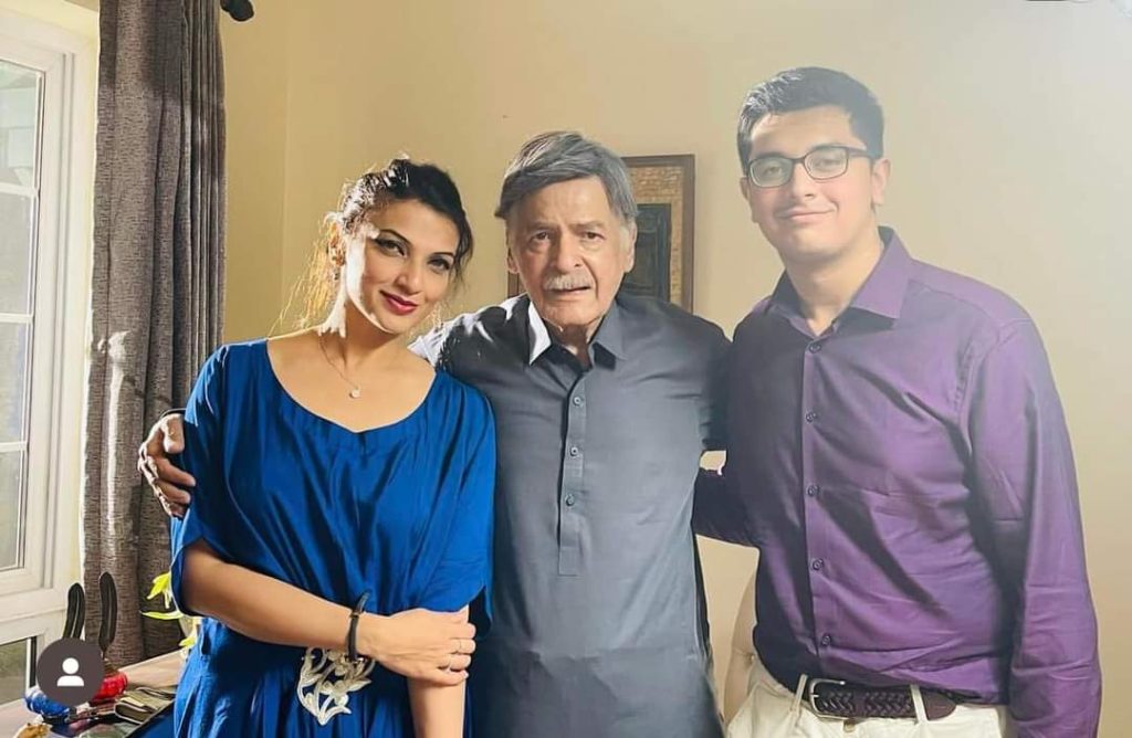 Unseen Family Pictures of Qavi Khan