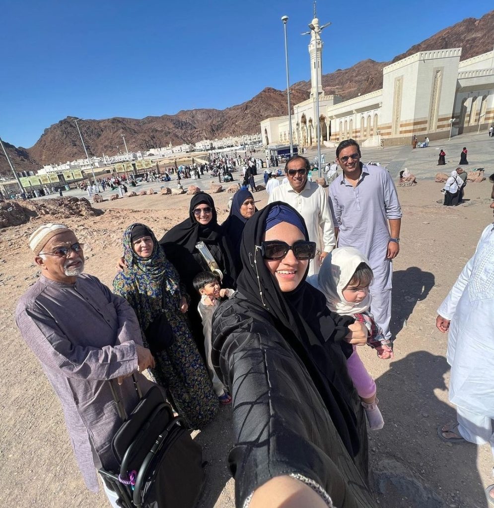 Sania Mirza Pictures From Madina With Family