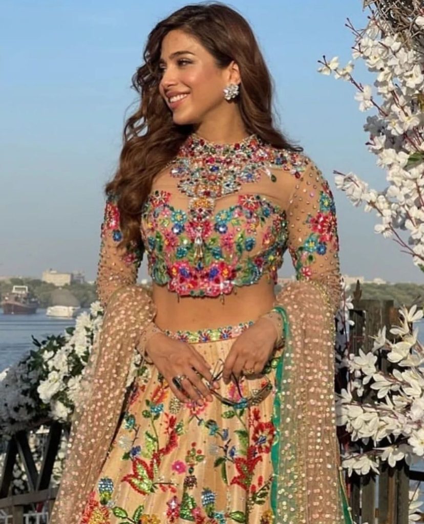 HD Pictures of Celebrities from Ushna Shah's Wedding Day