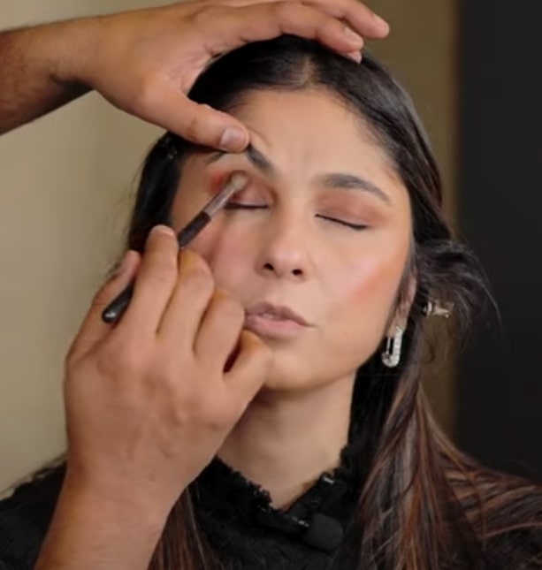 Babar Zaheer Shares Expert Tips For Brown Smokey Eyes