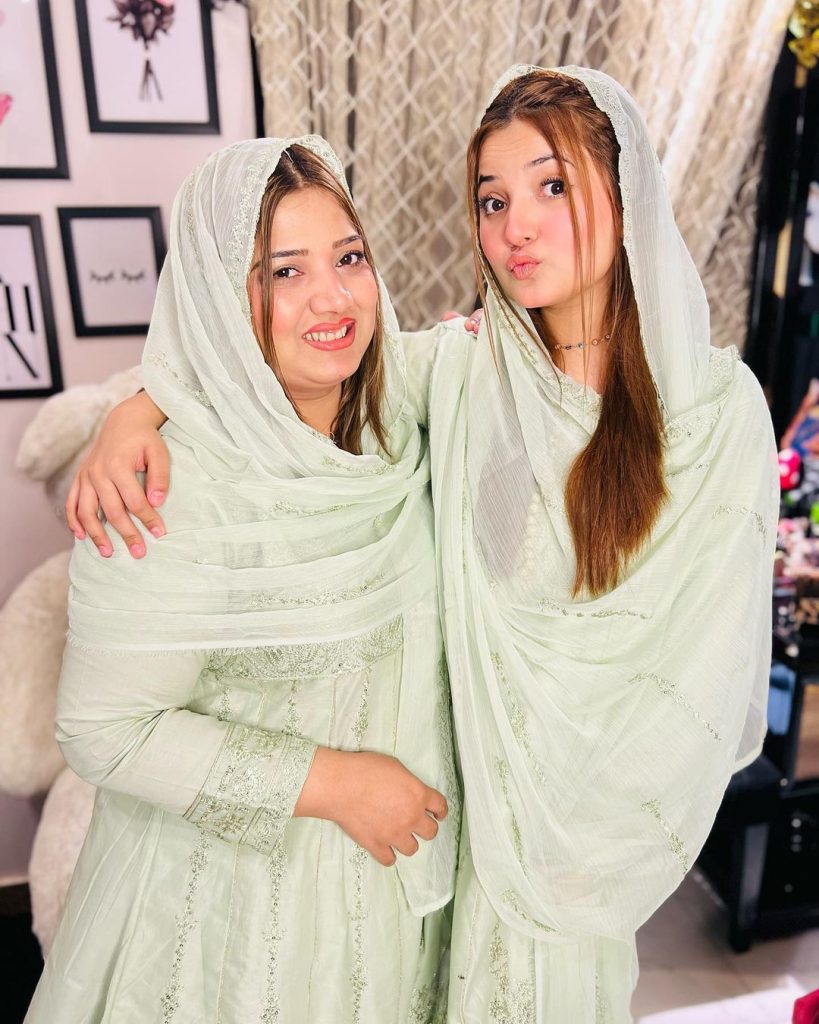 Why Rabeeca Khan Takes Her Mom With Her On Shoots