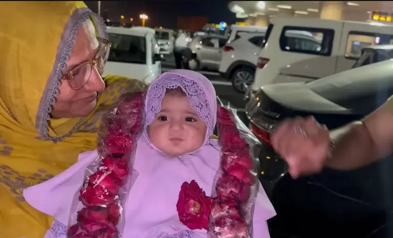Kanwal Aftab And Zulqarnain Sikandar Leave For Umrah With Baby Aizal