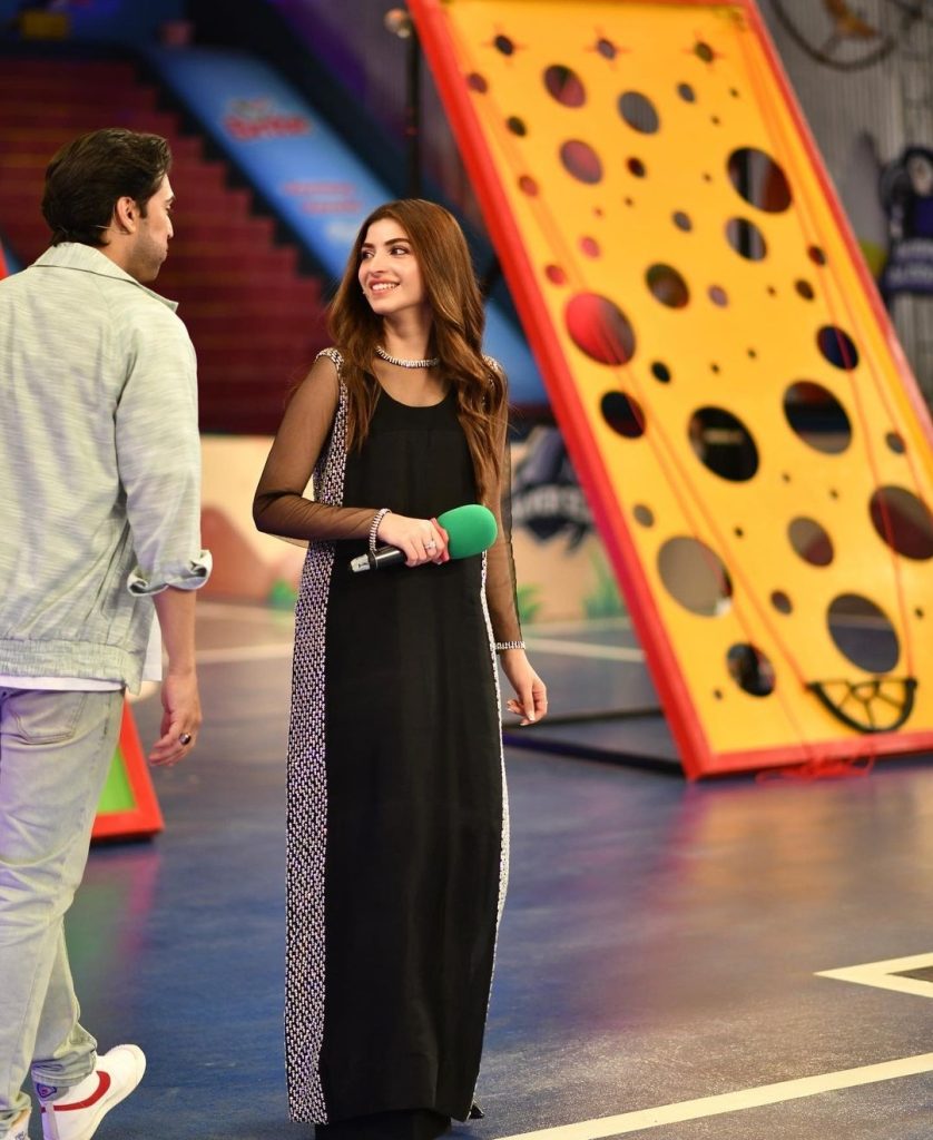 Celebrities Whose Dress Code In Ramazan Transmission Got Criticism