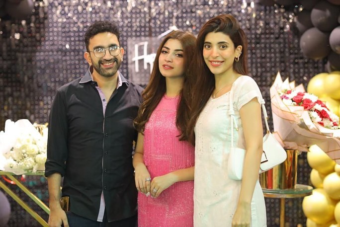Kinza Hashmi Celebrates Her Birthday With Stars