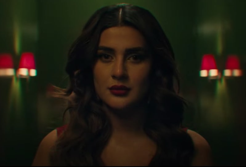 Kubra Khan Stars In Umair Jaswal's Song Khataa