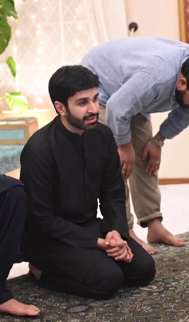 Celebrities Gathered at Shaista Lodhi's Place for Prayers