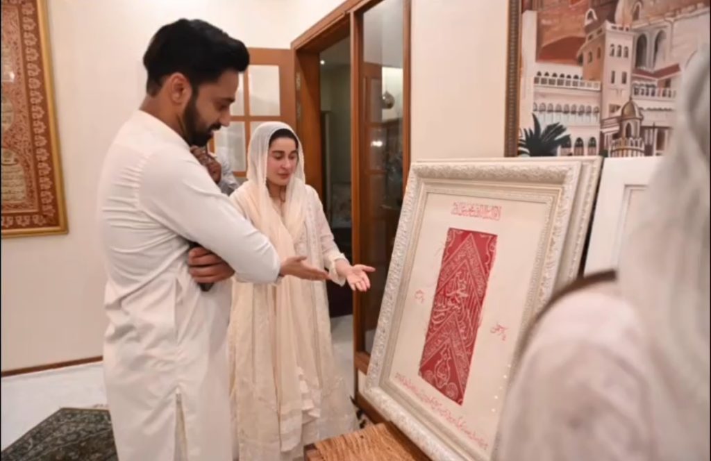 Celebrities Gathered at Shaista Lodhi's Place for Prayers