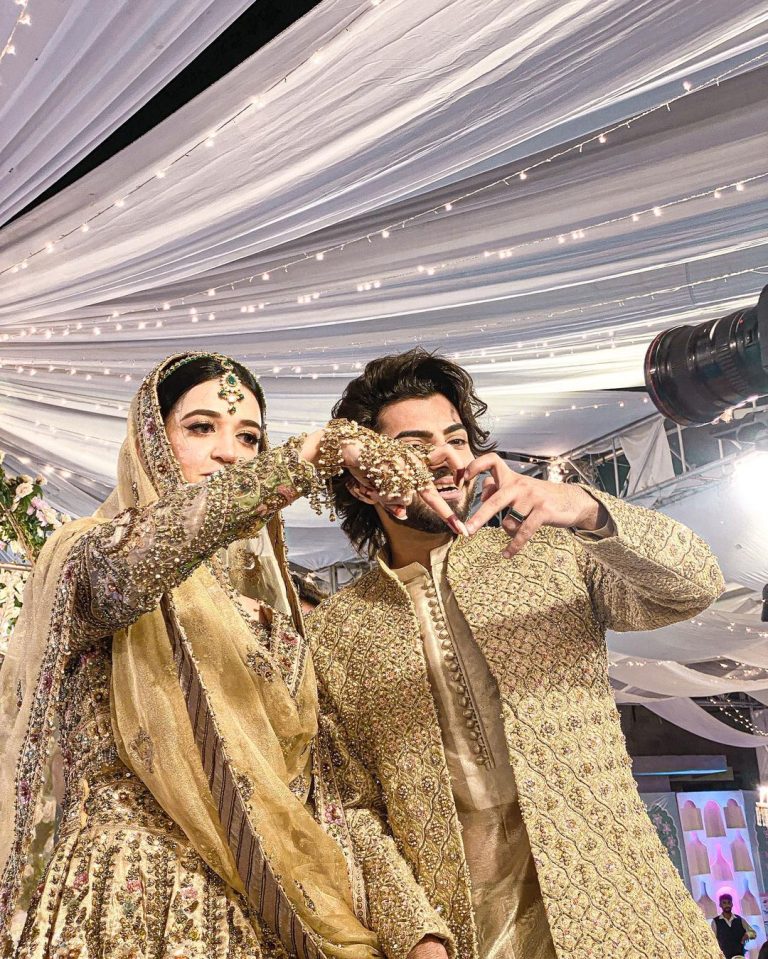 TikTokers Laraib Khalid And Zarnab Fatima Get Married | Reviewit.pk