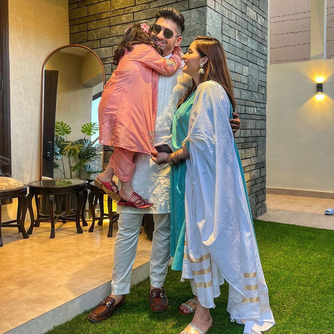 Aiman Khan & Muneeb Butt Family Pictures from Eid UL Fitr 2023 Day 1 ...