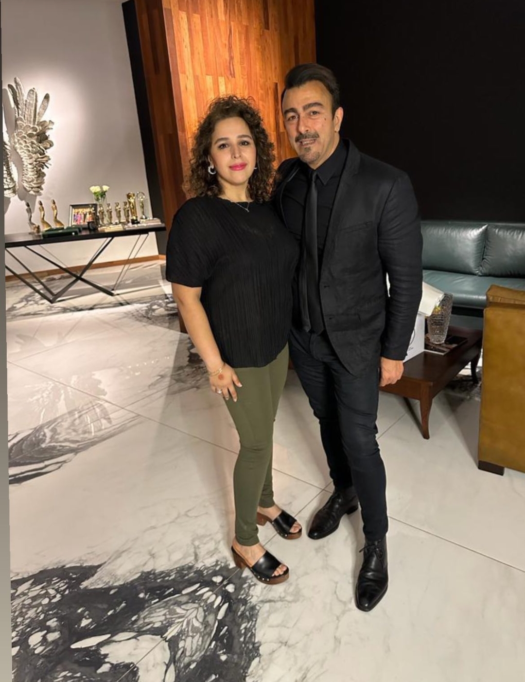 Shaan Shahid 52nd Birthday Celebration With Friends & Family | Reviewit.pk