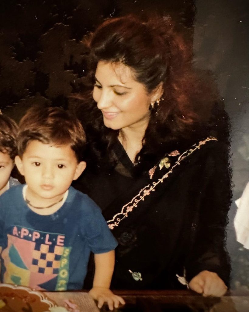 Shahroz Sabzwari Wishes Birthday to Mother Safina
