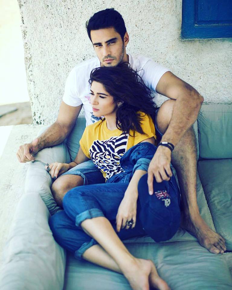 Ayesha Omar Clarifies Rumours Regarding Sikander Rizvi