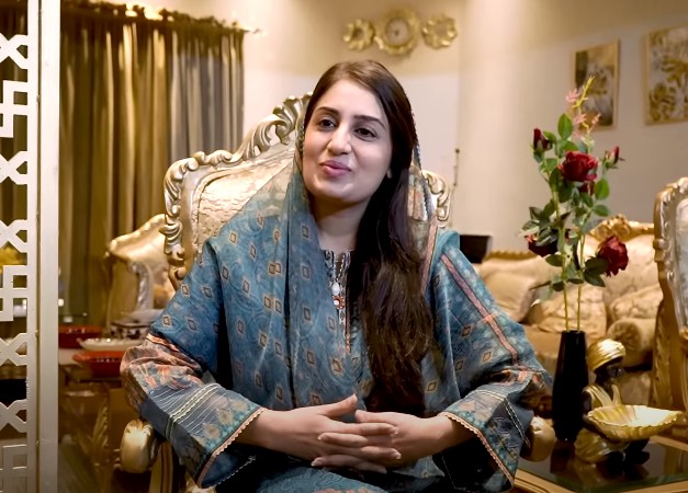 Farah Iqrar Opens Up About Relationship With Qurutulain Iqrar And Pehlaaj