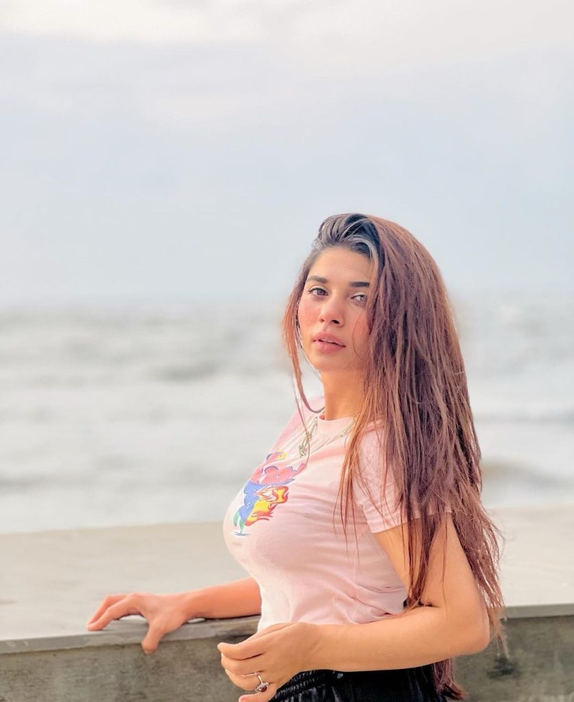 Mahi Baloch New Pictures from Her Active Ramadan Routine