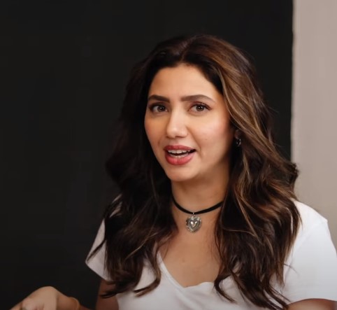 Mahira Khan Shares Her Favourite Drama/Film Look