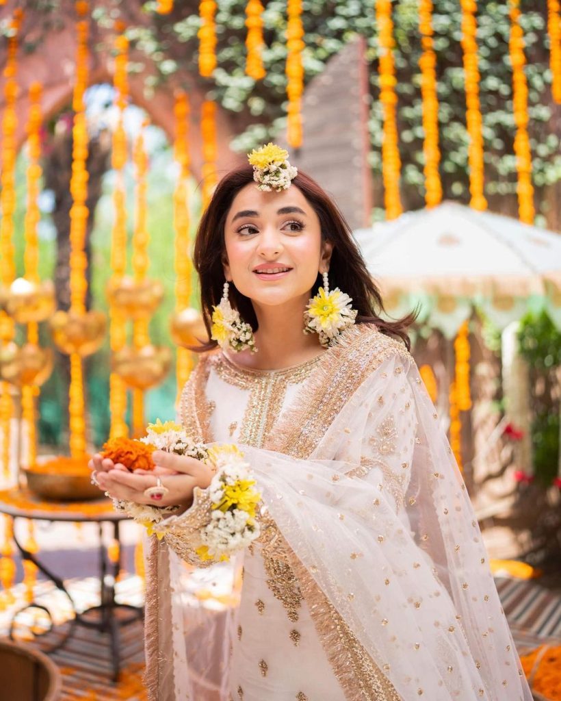 Wahaj Ali And Yumna Zaidi In Dreamy Mehendi Shoot By Maha's Photography