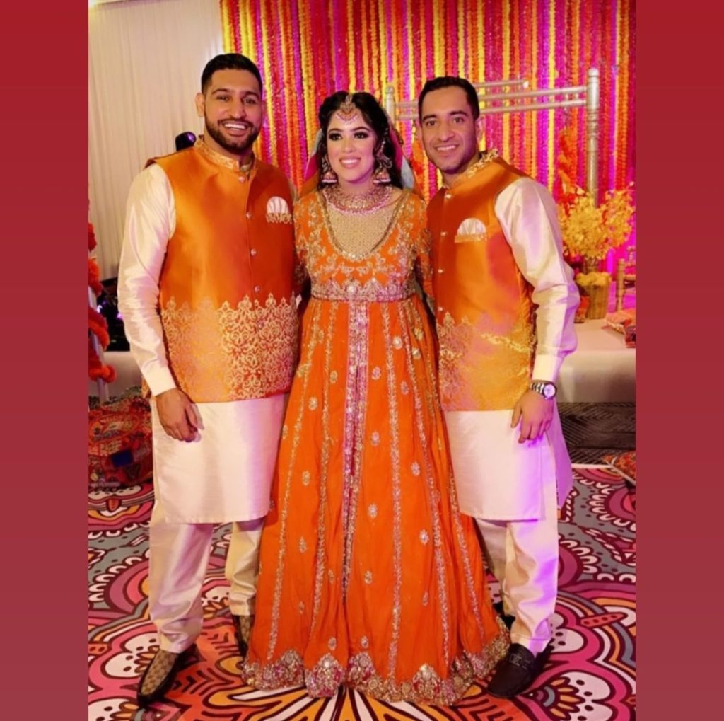 Amir Khan Pictures With Wife From Family Wedding